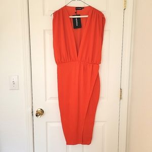 PrettyLittleThing Bright orange Plunge Midi Dress